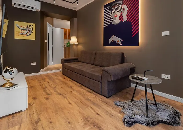 Barbis アパート リエカ